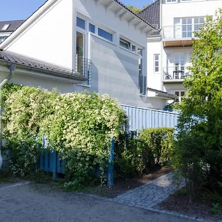 6 Duenenhus * Rostock
